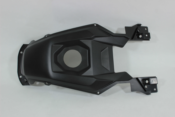 Верхняя крышка топливного бака