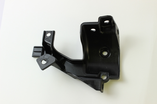 Кронштейн противотуманной фары, левый