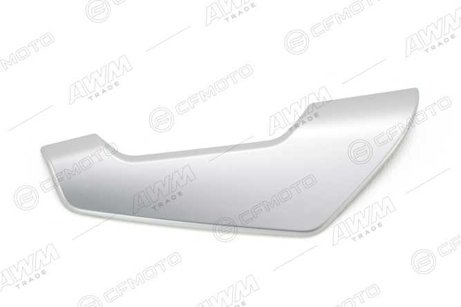 Облицовка радиатора левая (серебристый матовый / MATTE ULTRA SILVER)