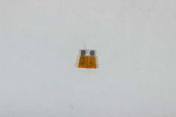 Предохранитель (5A)