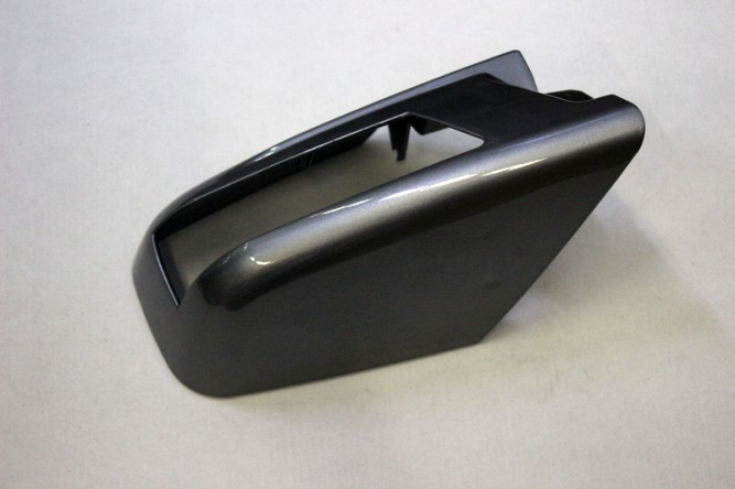 Облицовка зеркала, правая (серый металлик / TITANIUM GRAY)