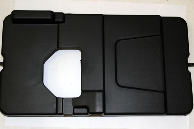 Крышка заднего бардачка