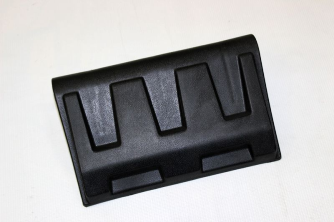 Защита передних рычагов, пластиковая