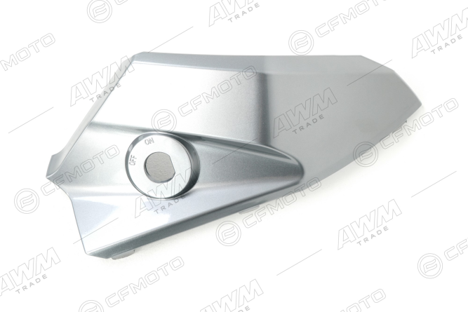 Облицовка панели приборов правая (серый металлик / TITANIUM GRAY)