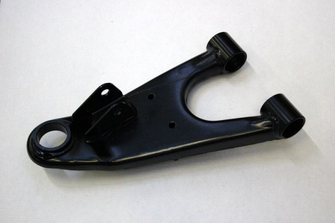 Рычаг передний, верхний, правый