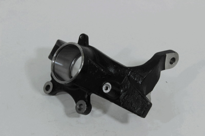 Кулак поворотный правый