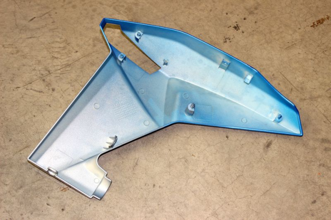 Облицовка бензобака правая (синий + серый)