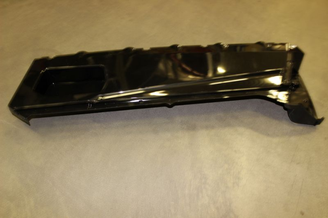 Облицовка борта кузова, левая (черная)