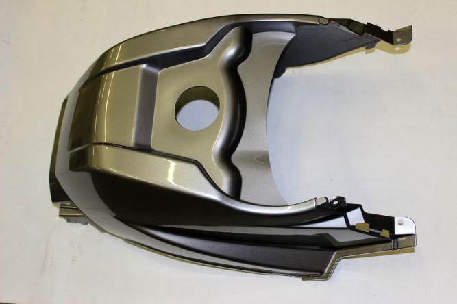 Облицовка бензобака (серый металлик / TITANIUM GRAY)