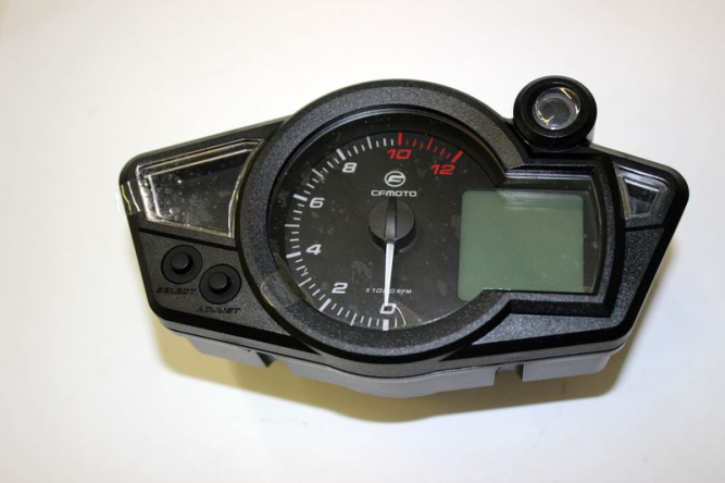 Панель приборов