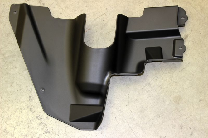 Кожух защитный пластиковый, левый