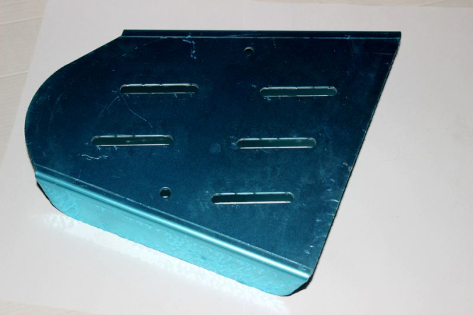 Защита рычага задняя правая Х8