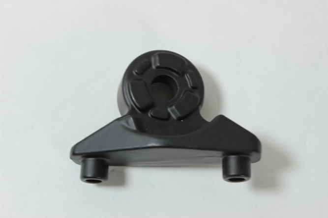 Кронштейн левого зеркала заднего вида